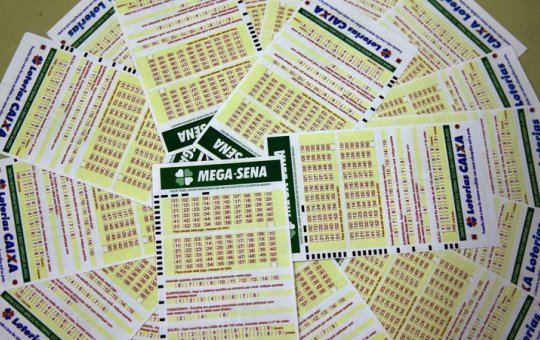 Mega-Sena acumula e deve pagar R$ 65 milhões no próximo sorteio