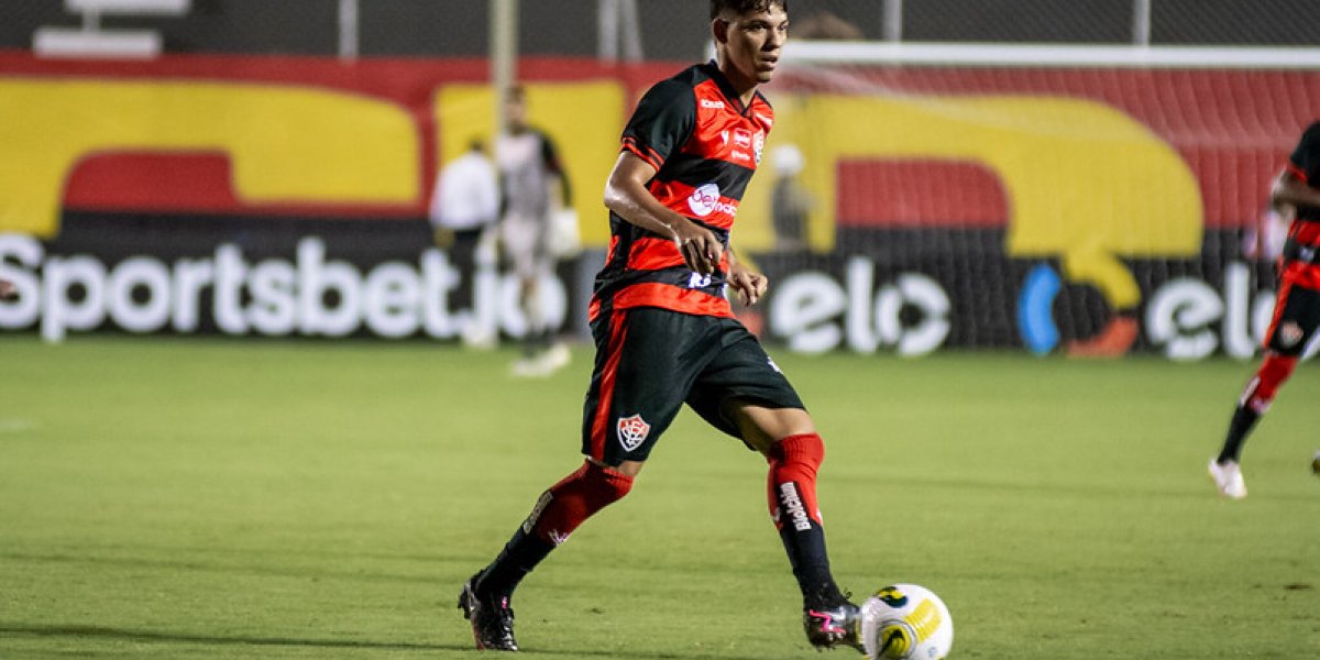 Meia desfalca o Vitória contra o Campinense