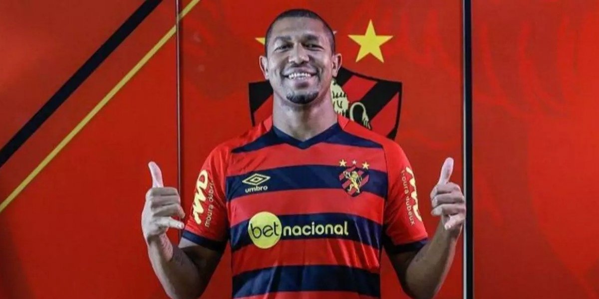 Em busca de centroavante, Vitória está próximo de contratar Rodrigão, ex-Bahia