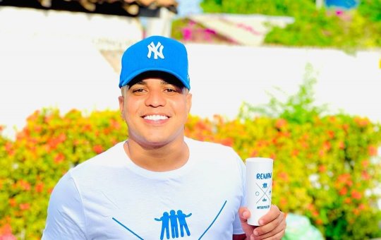 Cantor de pagode e esposa são vítimas de sequestro e ficam em poder de quadrilha