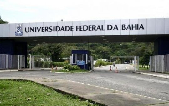 Vergonha; Homem faz apologia ao nazismo no meio do campus de ondina, da UFBA