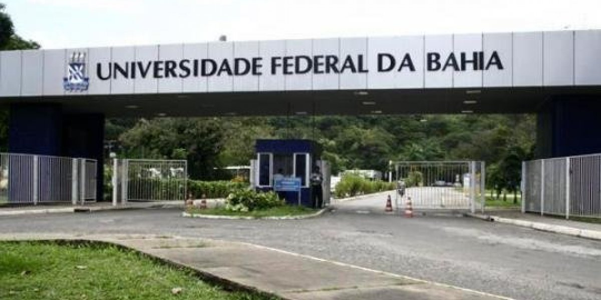 Vergonha; Homem faz apologia ao nazismo no meio do campus de ondina, da UFBA