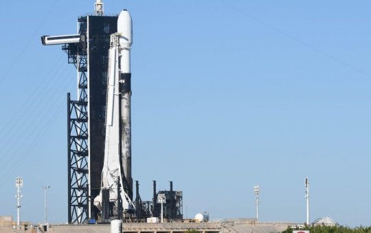 No espaço: Foguete da SpaceX lança dois satélites da Força Aérea Brasileira