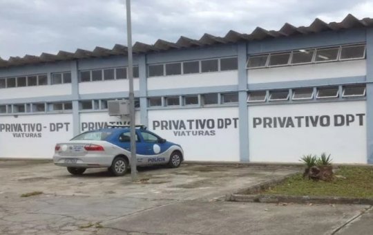 Batida entre veículos deixa duas pessoas mortas no sul da Bahia