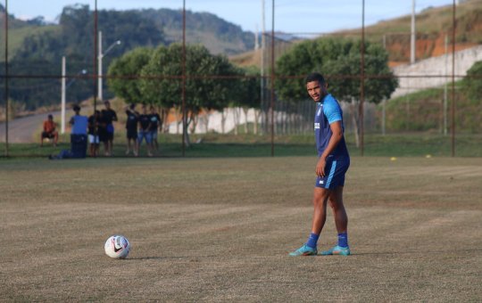 Volante volta a ser opção, mas meia-atacante está fora do próximo jogo do Bahia