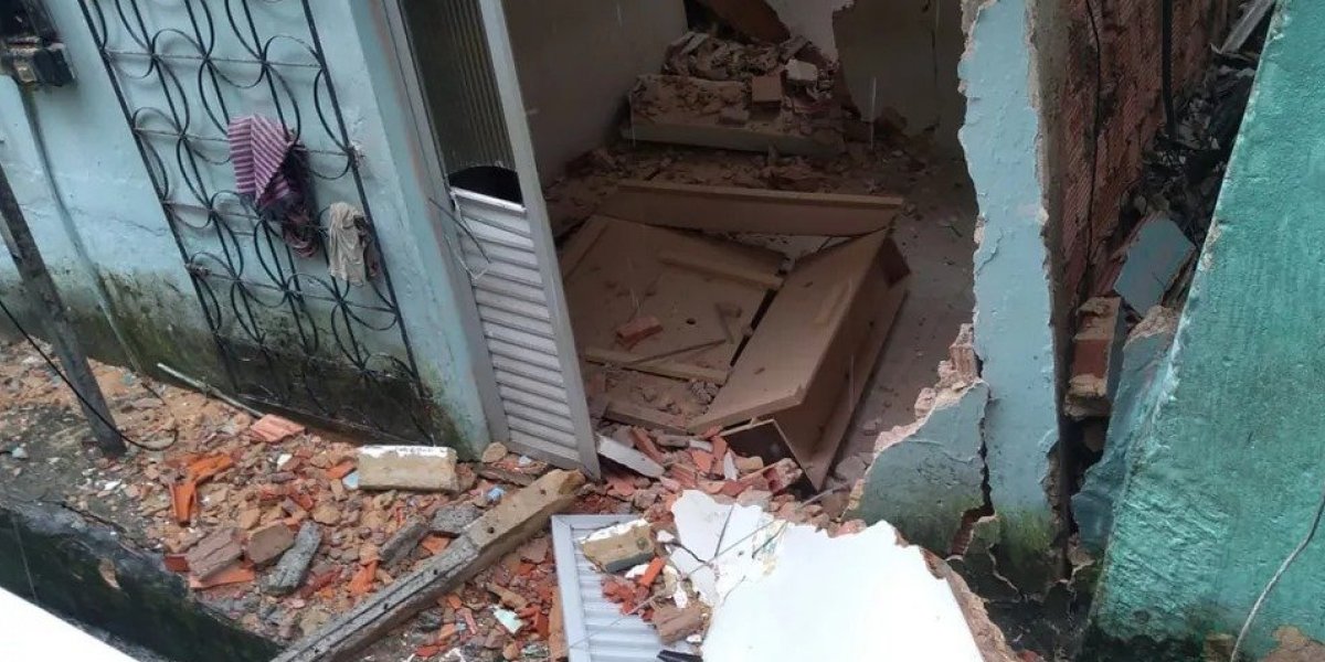 Codesal notifica 16 imóveis em Plataforma após obra provocar desbamentos