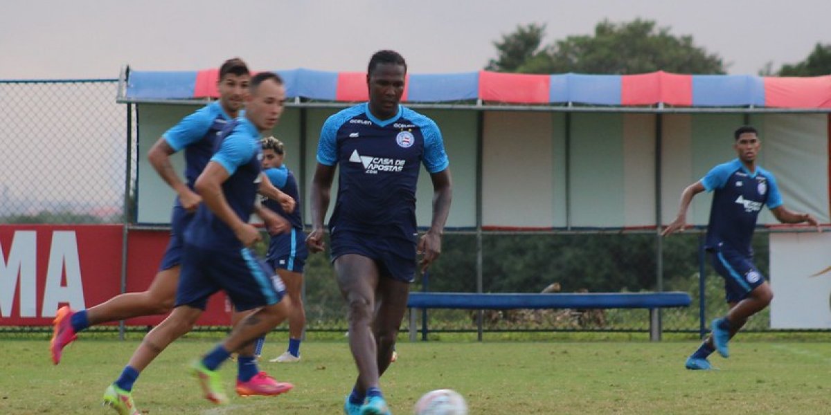 Rodallega deve retornar ao ataque Tricolor contra o Criciúma