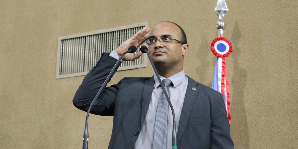 "Aberração jurídica", diz Alden após aprovação de lei contra a LGBTfobia na Alba