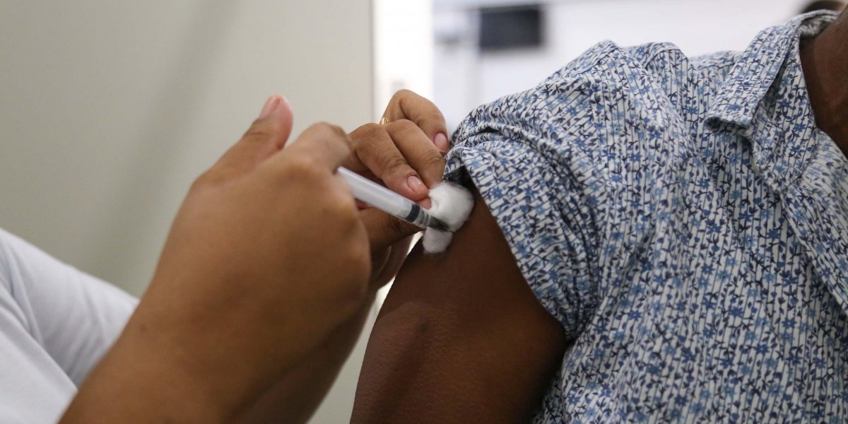 4ª dose da vacina contra Covid será liberada para pessoas a partir dos 50 anos