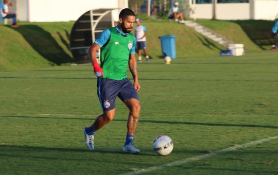 Com possível retorno ao time, Raí está em negociação para renovar contrato 