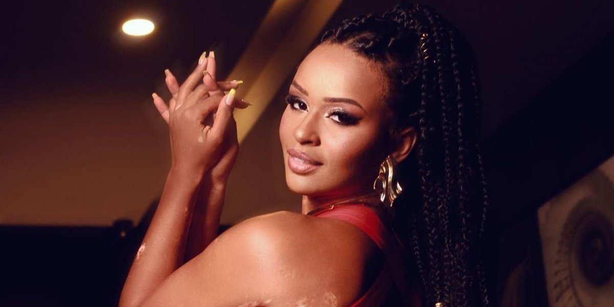 Ex-BBB Natália Deodato relata o racismo que sofreu no México