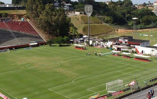 Vitória x Volta Redonda: onde assistir, prováveis escalações e arbitragem