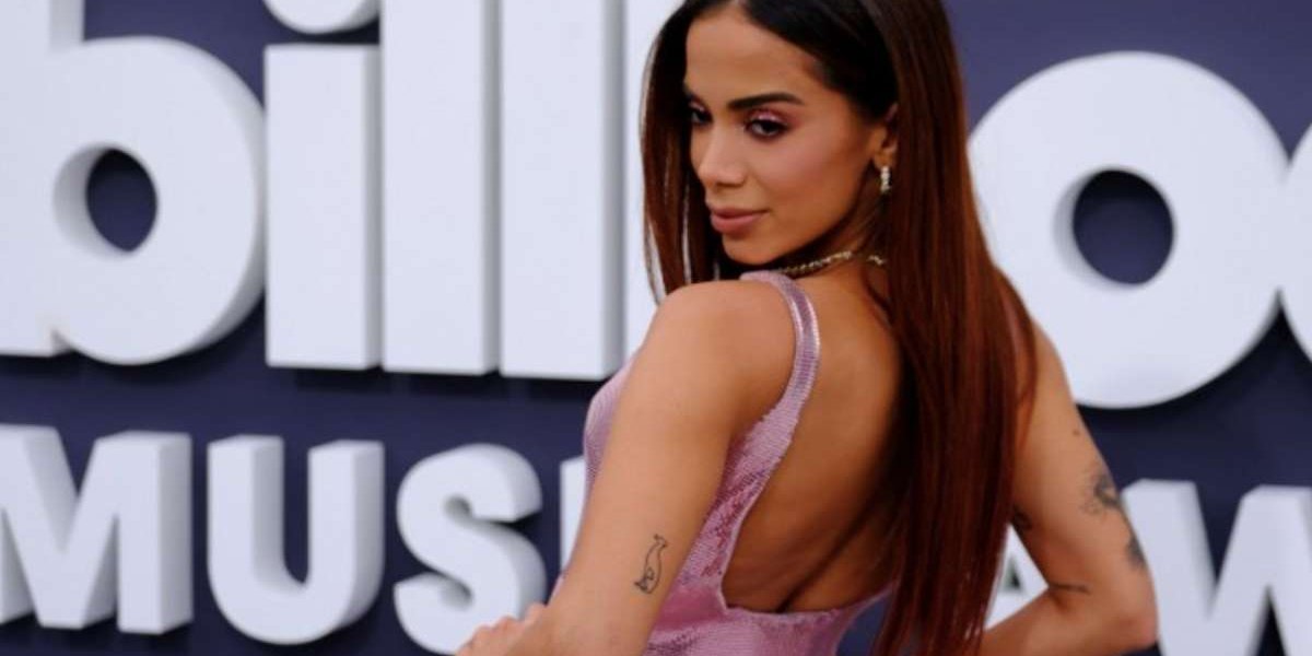 Anitta fala sobre proposta de desvio de verba