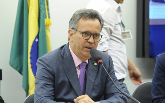 Deputado Félix Mendonça Júnior é diagnosticado com Covid-19
