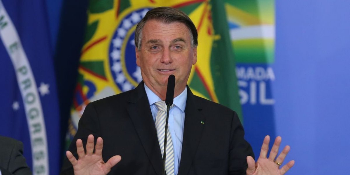 "Se o Lula for, vou junto com ele", diz Bolsonaro sobre participação em debates