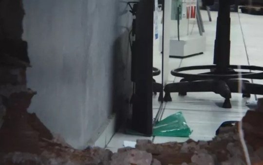 Dupla é presa suspeita de roubar loja de eletrodomésticos no bairro da Calçada