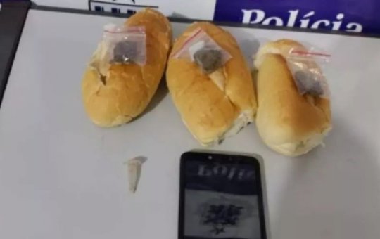 Homens usam pães como esconderijo de drogas no interior da Bahia