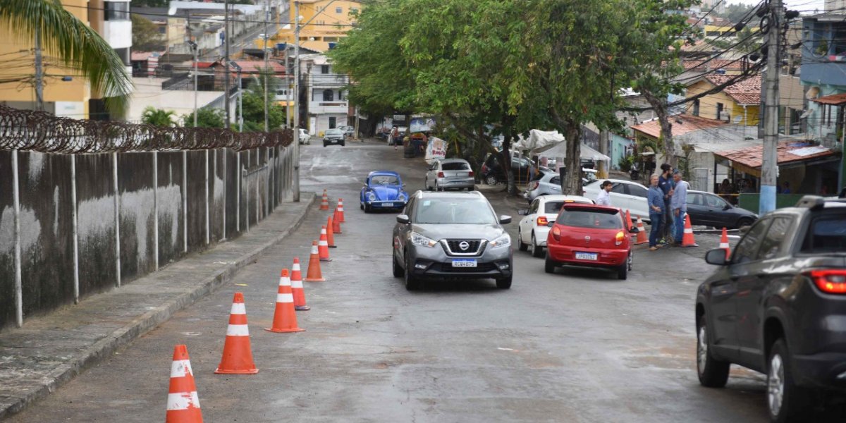Prefeitura inicia duplicação de via na Estrada do Curralinho
