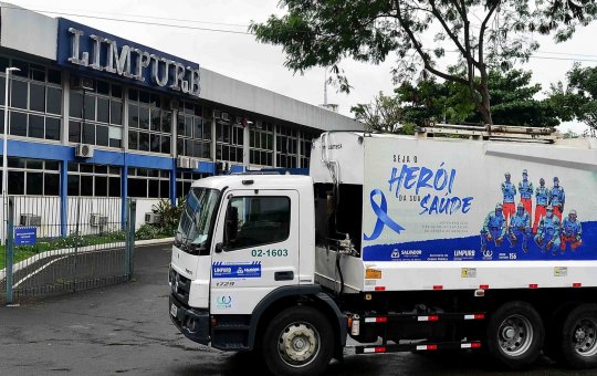 Funcionário terceirizado da Limpurb morre após ser baleado em Salvador