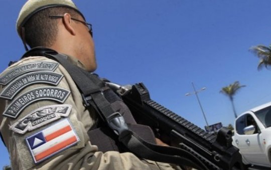 Salvador: Homem tem casa invadida e é feito refém no bairro de Tancredo Neves