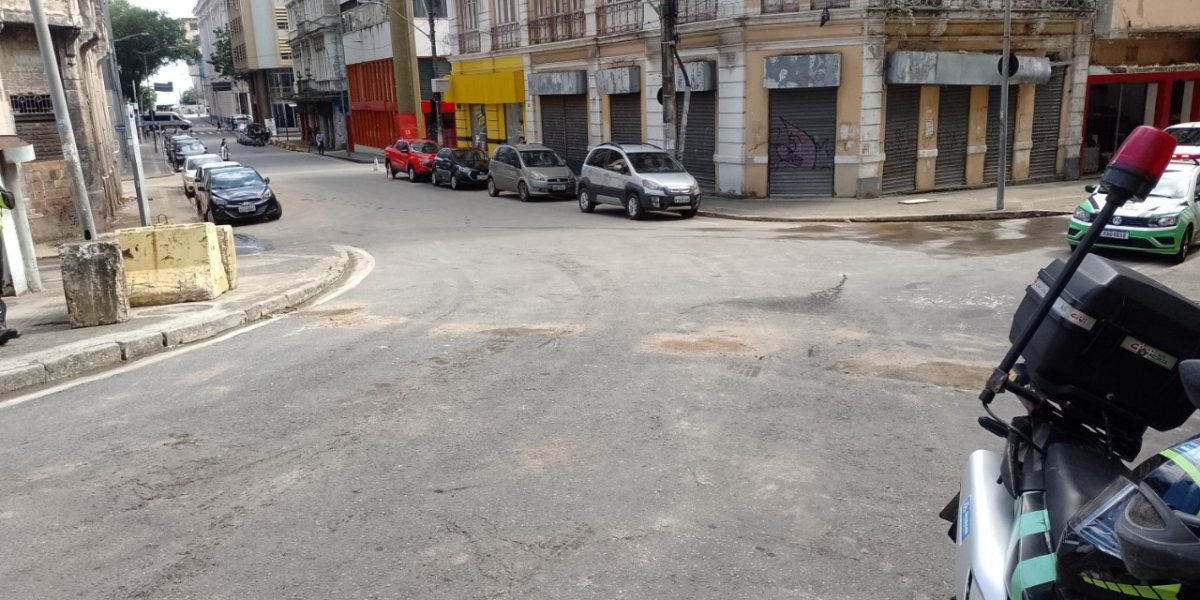 Após um mês fechada, Ladeira da Montanha é liberada em Salvador