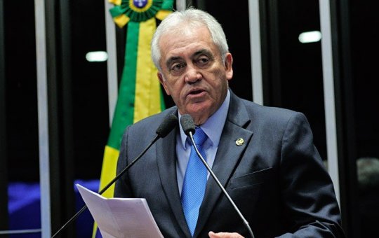 Otto Alencar passa por cirurgia após sentir fortes dores; saiba mais