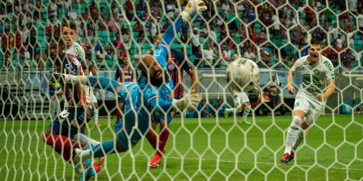 Bahia perde para a Chapecoense e encerra invencibilidade em casa na Série B