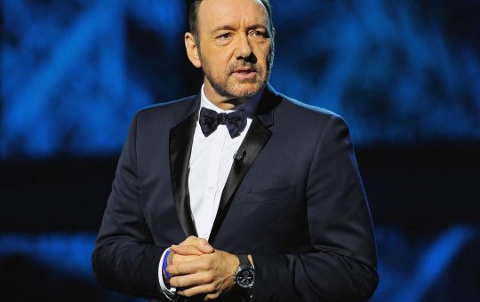 Kevin Spacey fica em liberdade sob fiança após acusação de agressão sexual