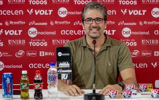 "Esse elenco é rico em sentimento", disse Pastana, diretor de futebol do Vitória