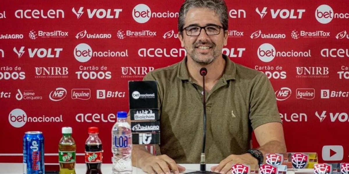"Esse elenco é rico em sentimento", disse Pastana, diretor de futebol do Vitória
