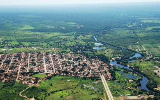 Cidade no oeste da Bahia volta a exigir o uso de máscara em locais fechados