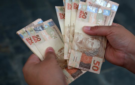 Caixa paga nesta segunda (20) Auxílio Brasil a beneficiários com NIS final 2