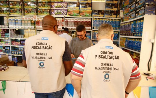 Operação da prefeitura resulta em apreensões de fogos em Salvador