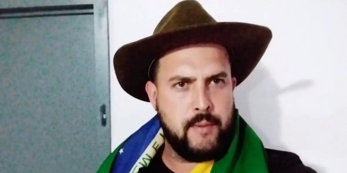 Apoiado por Bolsonaro, Zé Trovão convoca greve dos caminhoneiros