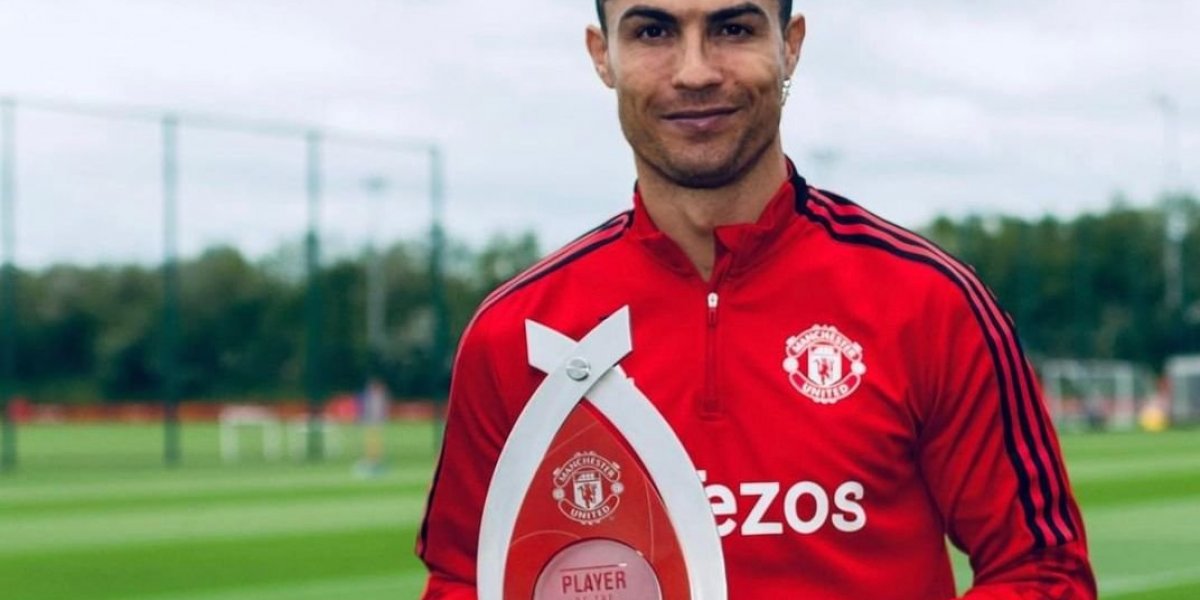 Cristiano Ronaldo dança "desenrola, bate, joga de ladinho" e vídeo viraliza