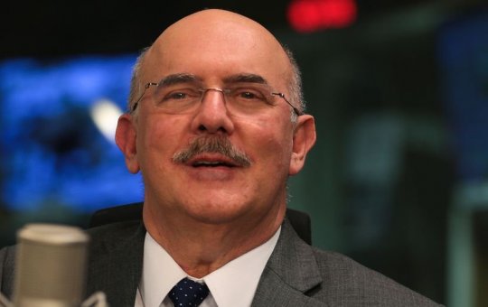 MPF suspeita de interferência de Bolsonaro em investigação contra ex-ministro