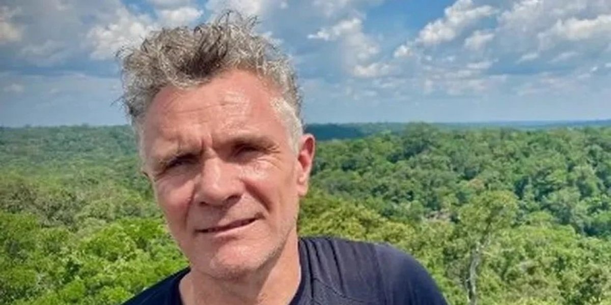 Corpo de Dom Philips é velado em Niterói