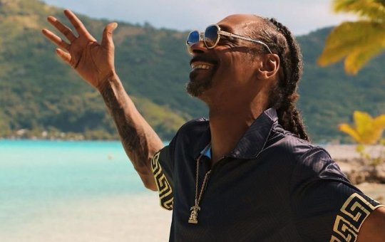 Snoop Dogg publica vídeo da Batata do Marechal, lanchonete carioca, e viraliza
