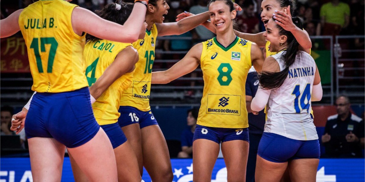 Seleção Brasileira de Vôlei Feminino vence a China, por 3 sets a 2
