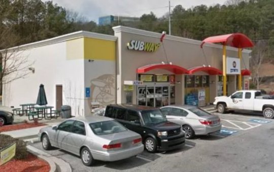 Homem mata atendente de lanchonete após ela "exagerar" na maionese do sanduíche