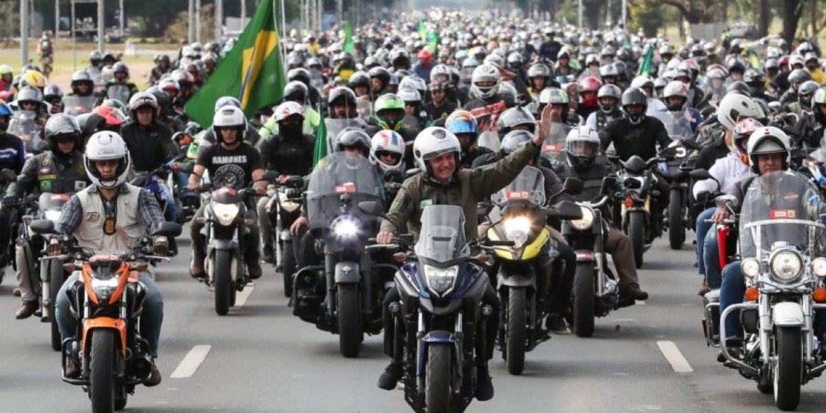 Transalvador aplicará multas caso tenha infrações de trânsito em motociata