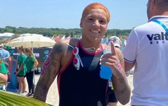 Ana Marcela é penta nos 25km e se torna a maior medalhista de águas abertas