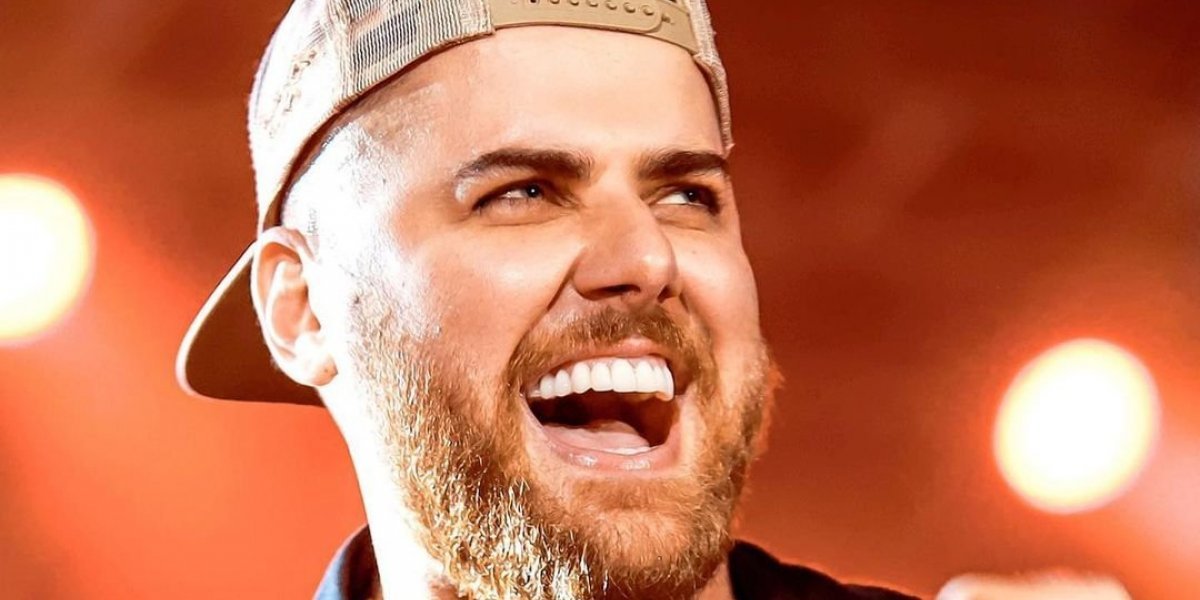 Após fraturar costelas, Zé Neto anuncia o seu retorno aos palcos