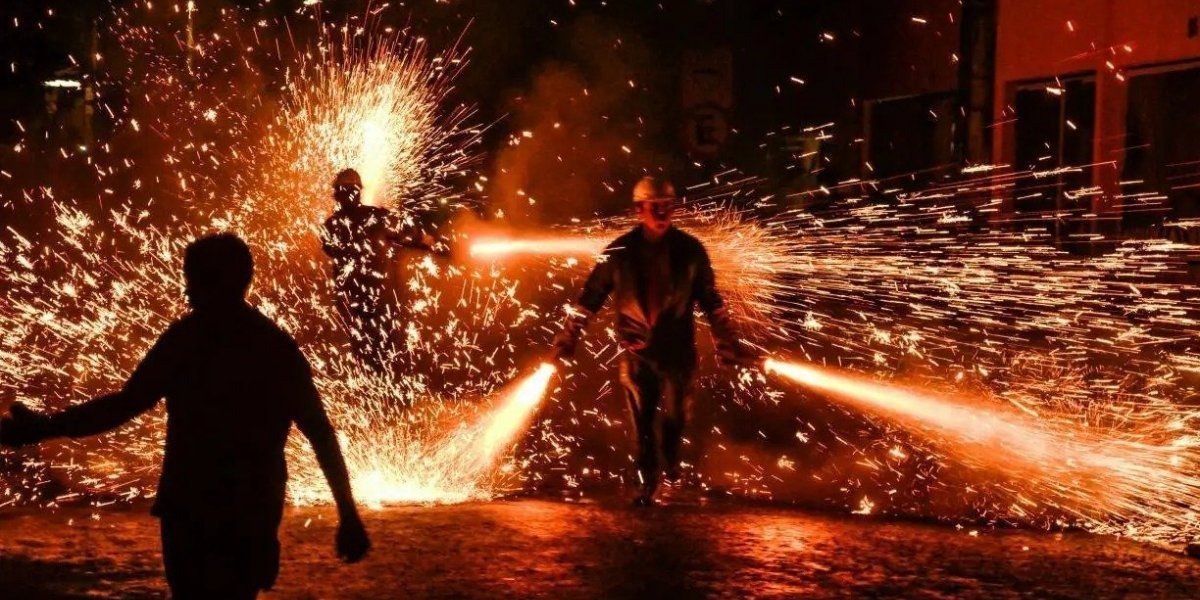 Guerra de fogos assusta moradores de Arraial do Retiro e São Gonçalo