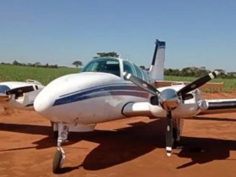 Avião é interceptado pela FAB com 500 kg de drogas no Mato Grosso do Sul
