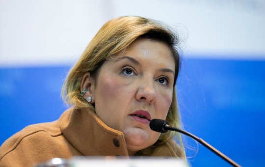 Nova presidente da Caixa diz que afastou funcionários do gabinete de Guimarães