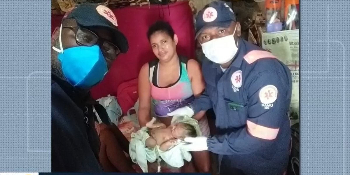 Mulher dá à luz dentro casa em Ilhéus; parto foi feito por socorristas do Samu
