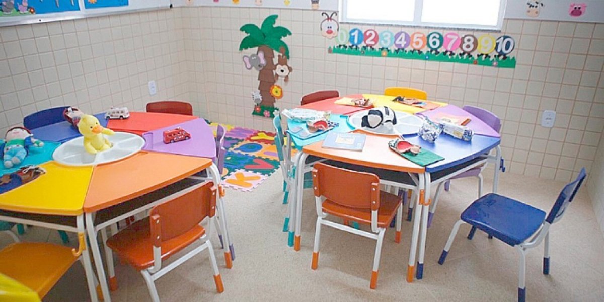 Diretora de creche é denunciada por maus-tratos e suspeita de sufocar criança