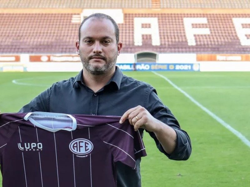 Após saída de Pastana, Vitória contrata Edgar Montemor como diretor de futebol