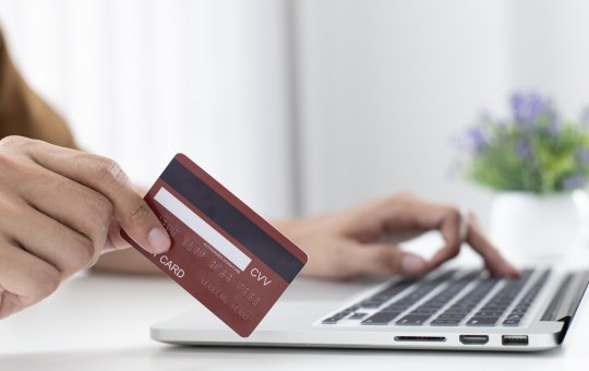 Endividamento das famílias brasileiras é de 77,3% em junho, aponta CNC